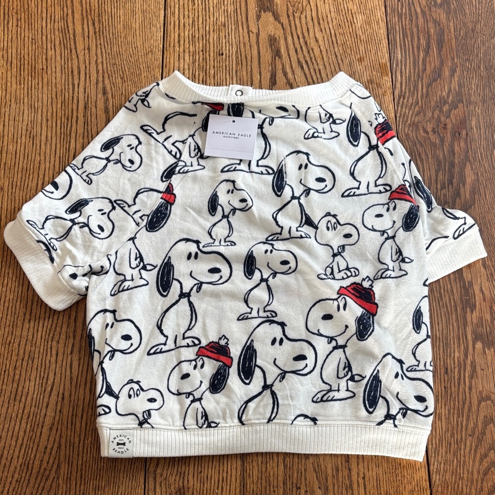 NWT American Eagle Outfitters White Snoopy All-Over Print Dog Sweater-Size Large
